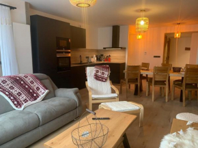 Appartement cosy au cœur du village avec terrasse et garage - Les Gets - FR-1-623-295